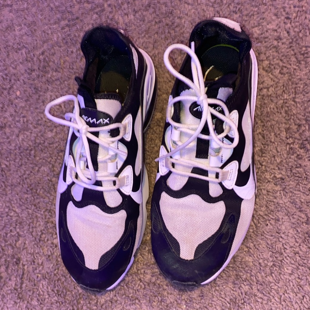 Used Nike AirMax size 9